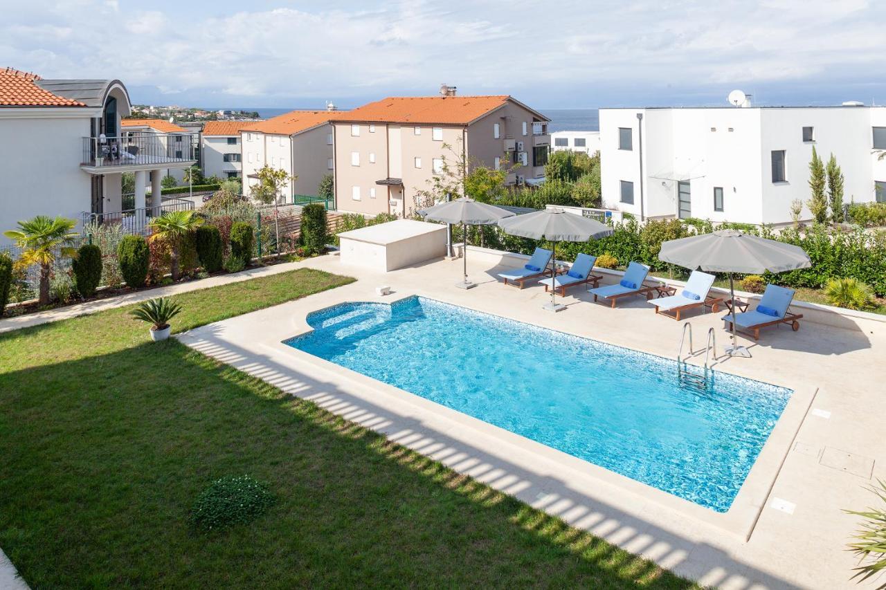 Luxury Rooms Vila Carissa مالينسكا المظهر الخارجي الصورة