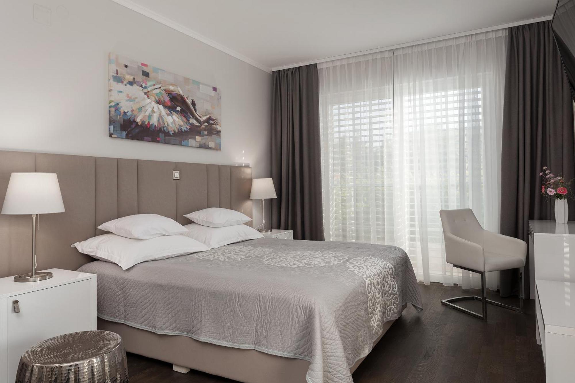 Luxury Rooms Vila Carissa مالينسكا المظهر الخارجي الصورة